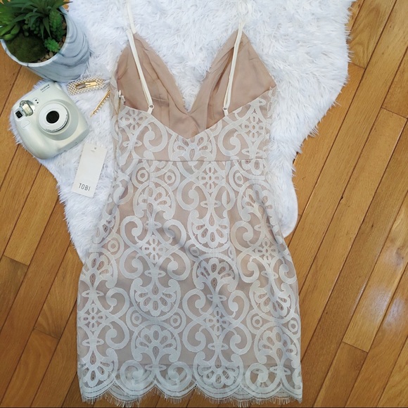 White Lace Up Bodycon Dress - Picture 5 of 7